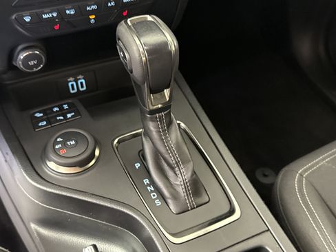 Certified 2019 Ford Ranger XLT w/ Equipment Group 302A Luxury image 24