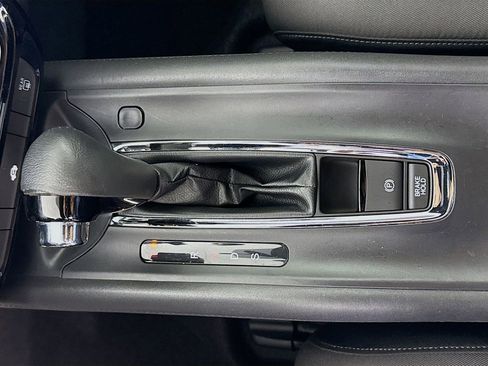 Used 2019 Honda HR-V Sport image 16