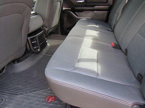 Used 2022 RAM 1500 Tradesman w/ SXT Appearance Group AWD/4WD image 16