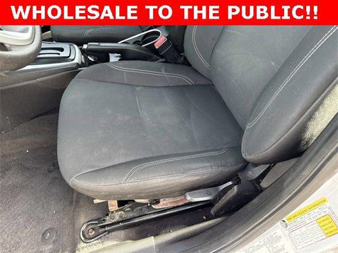 Used 2019 Ford Fiesta SE image 14