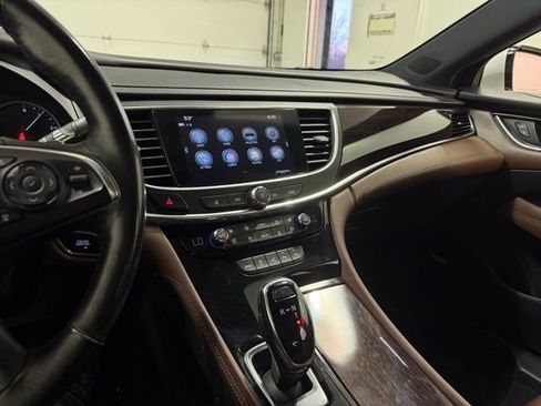 Used 2019 Buick LaCrosse Avenir w/ Driver Confidence Package II image 18