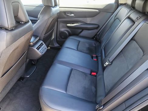 Used 2024 Nissan Ariya AWD image 22