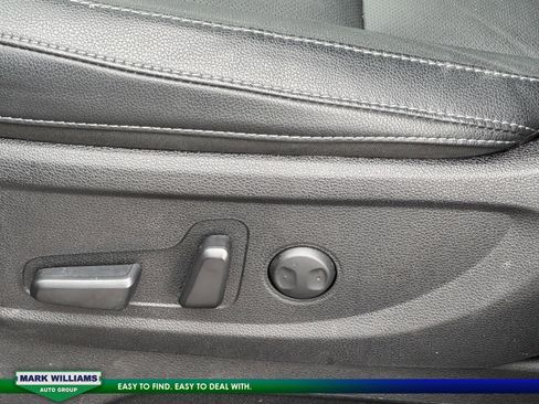 Used 2024 Kia Telluride EX FWD image 13
