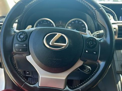 Used 2016 Lexus IS 200t RWD image 19