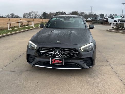 Used 2022 Mercedes-Benz E 350 Sedan image 3