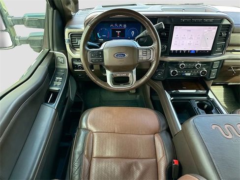 Used 2023 Ford F350 King Ranch w/ Chrome Package image 23