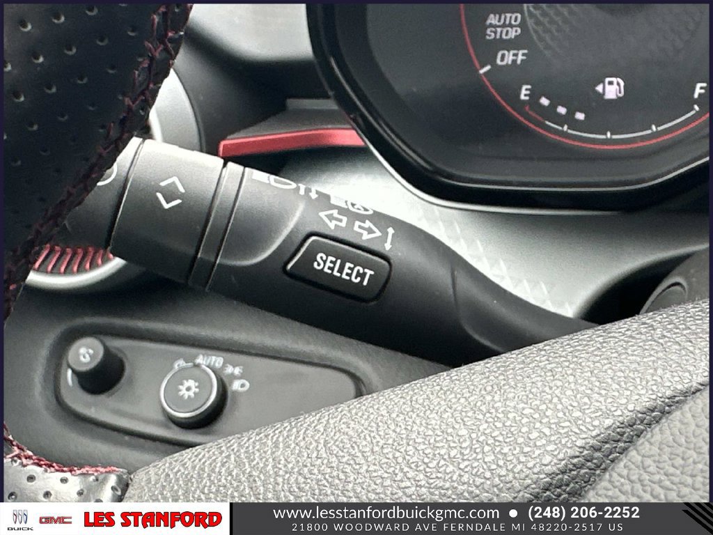 Used 2024 Chevrolet Trax RS FWD image 26