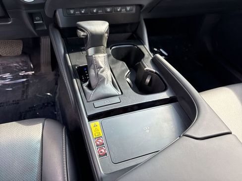 Used 2025 Lexus ES 350 w/ Premium Package image 21