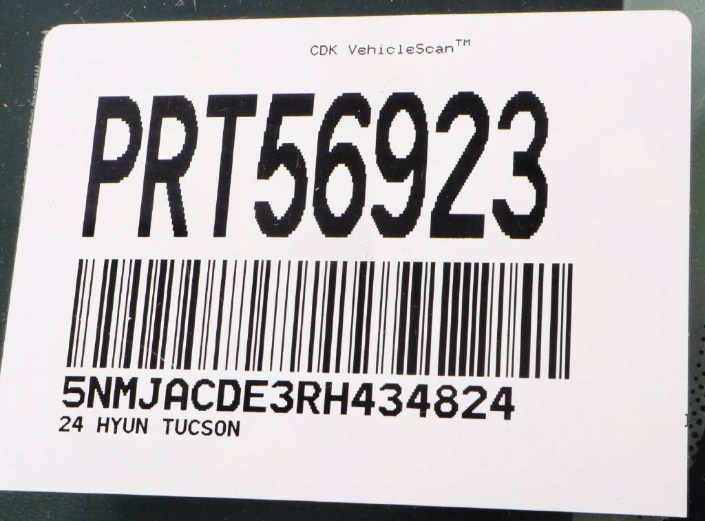 Used 2024 Hyundai Tucson SE AWD/4WD image 32