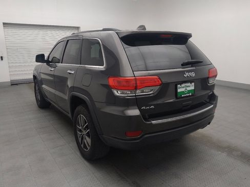Used 2017 Jeep Grand Cherokee Limited AWD/4WD image 5