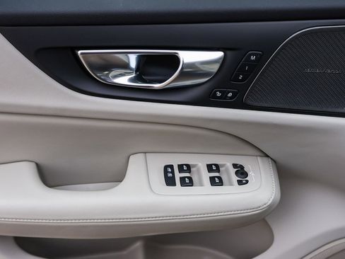 New 2026 Volvo V60 B5 Cross Country Plus w/ Climate Package image 28