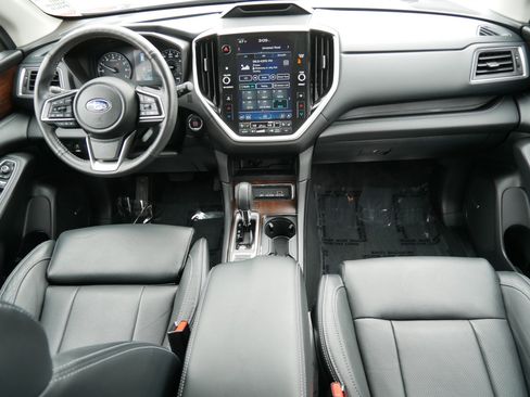 Certified 2024 Subaru Ascent Touring AWD/4WD image 10