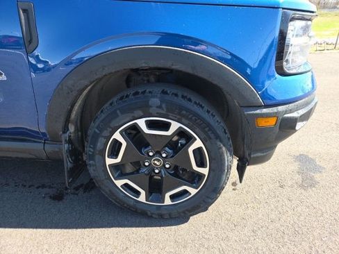 Used 2023 Ford Bronco Sport Outer Banks w/ Tech Package AWD/4WD image 4