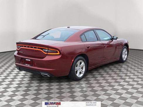 Used 2021 Dodge Charger SXT w/ Leather Interior Group image 4