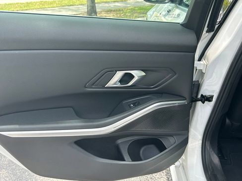 Used 2025 BMW 330i Sedan RWD image 41