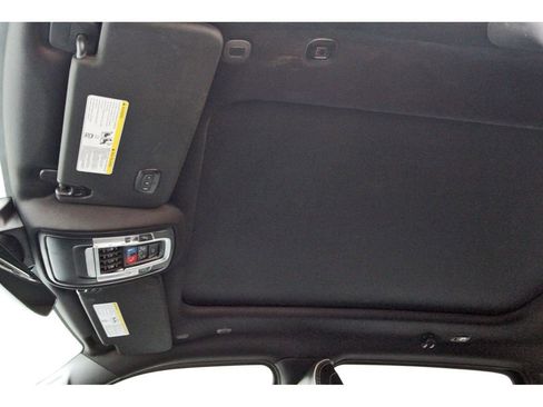 Used 2023 RAM 1500 Laramie image 31