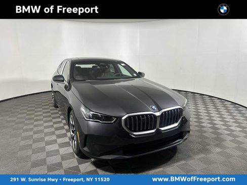 New 2026 BMW 530i xDrive image 1