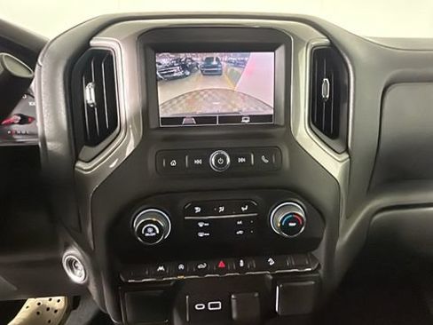 Used 2022 Chevrolet Silverado 1500 Custom Trail Boss w/ Realtree Special Edition AWD/4WD image 23