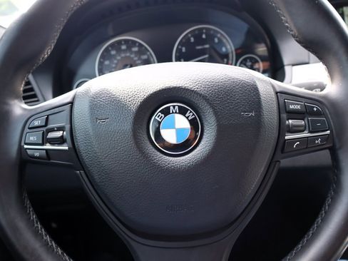 Used 2013 BMW 550i xDrive Sedan AWD/4WD image 28