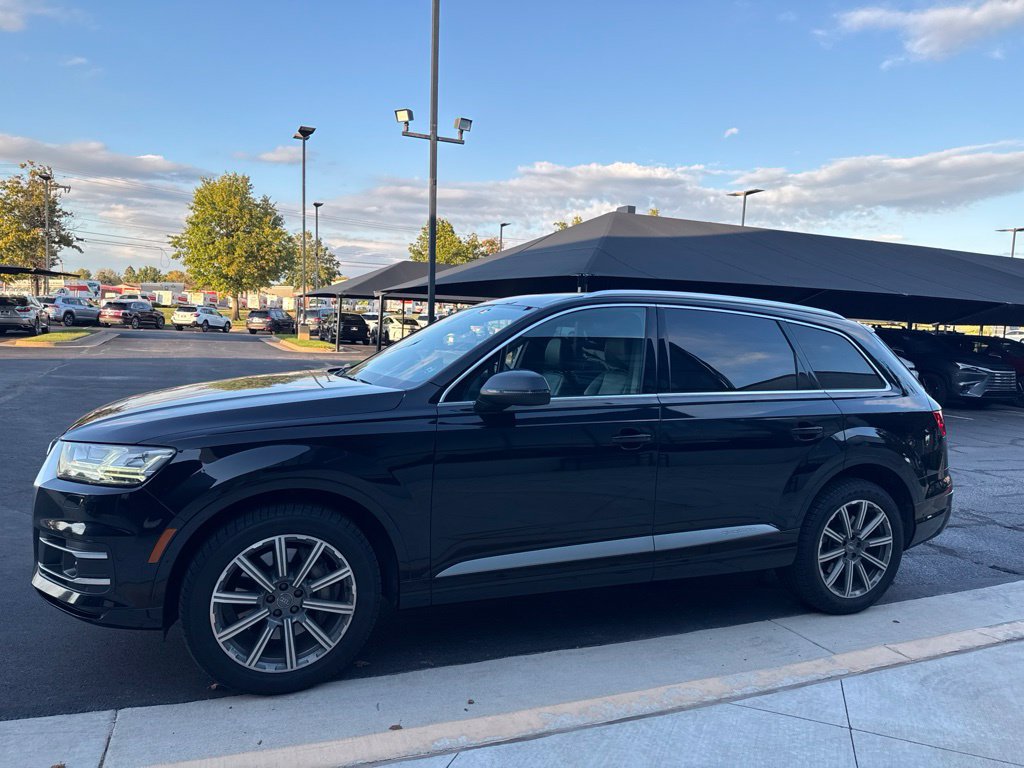 Used 2018 Audi Q7 2.0T Premium Plus w/ Premium Plus Package AWD/4WD image 1