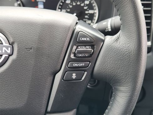 Used 2024 Nissan Frontier SL w/ Technology Package image 29