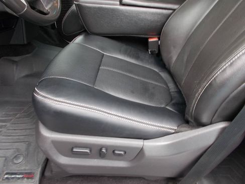 Used 2014 Ford F350 Lariat w/ Lariat Ultimate Package AWD/4WD image 29