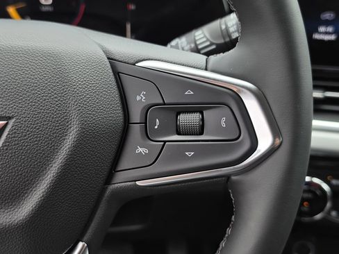 New 2026 Chevrolet Trax LT w/ Driver Confidence Package FWD image 32