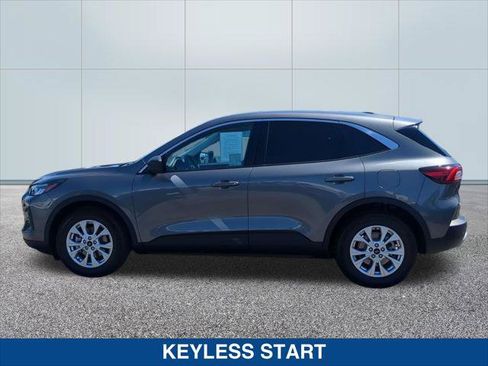 Certified 2023 Ford Escape Active w/ Tech Pack #1 FWD image 2