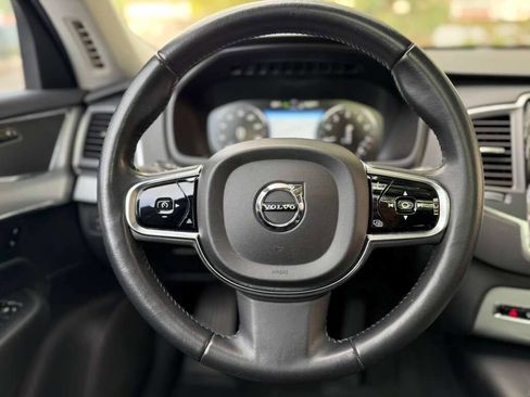 Used 2017 Volvo XC90 T6 Momentum w/ Vision Package image 47