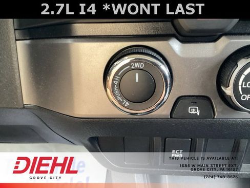 Used 2022 Toyota Tacoma SR image 32