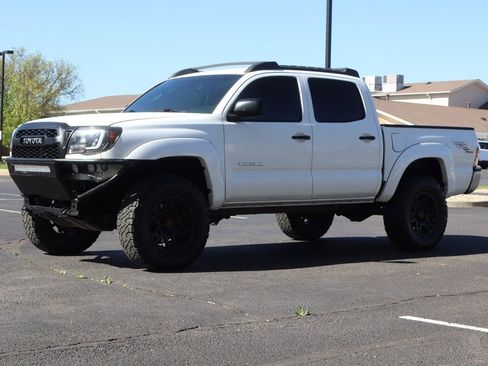 Used 2010 Toyota Tacoma 4x4 Double Cab image 11