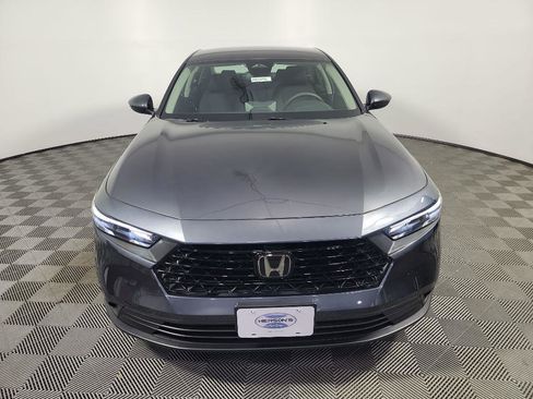 Certified 2025 Honda Accord LX image 13