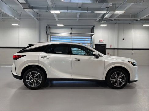 Used 2023 Lexus RX 350 Premium image 9
