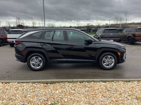 Certified 2026 Hyundai Tucson SE FWD image 5
