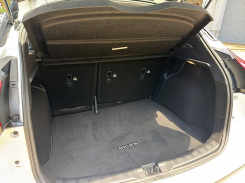 Certified 2024 Nissan Kicks SR w/ SR Premium Package FWD image 15