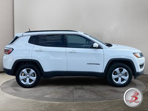 Used 2020 Jeep Compass Latitude w/ Popular Equipment Group AWD/4WD image 8