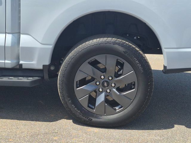 Certified 2025 Ford F150 Lightning Flash AWD/4WD image 9