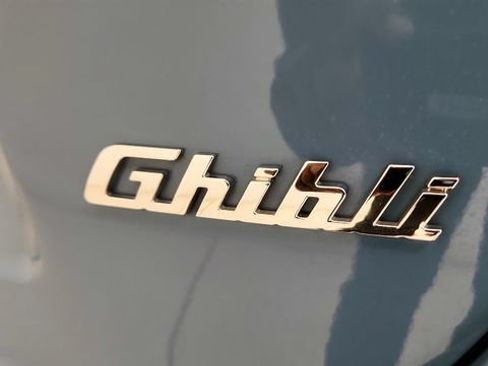 Used 2022 Maserati Ghibli Modena RWD image 36