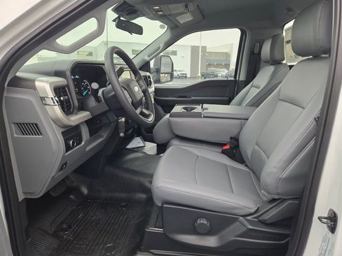 New 2026 Ford F550 4x4 Regular Cab Super Duty image 12