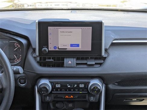 Used 2023 Toyota RAV4 XLE image 18