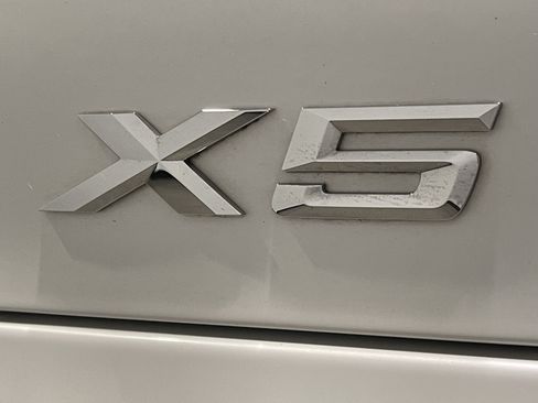 Used 2023 BMW X5 xDrive40i w/ M Sport Package AWD/4WD image 24
