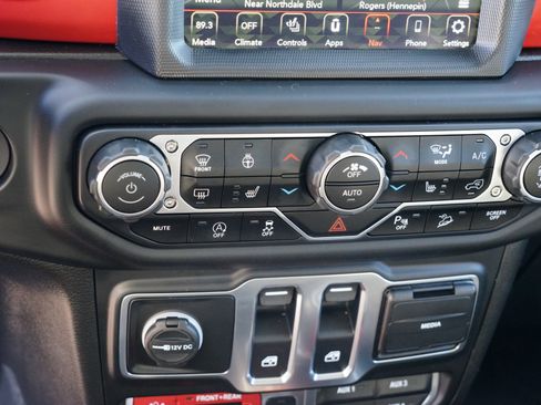 Used 2020 Jeep Wrangler Rubicon image 22