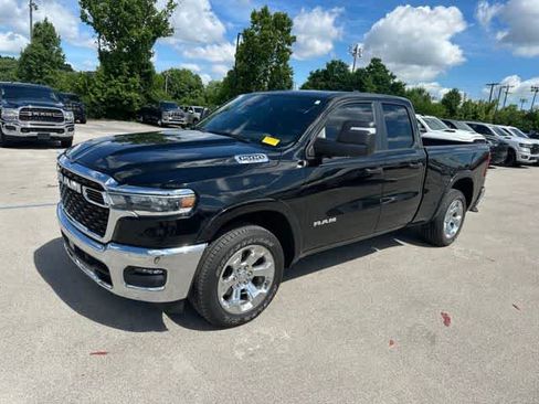 Used 2025 RAM 1500 Big Horn AWD/4WD image 15