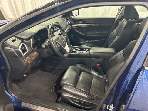 Used 2018 Nissan Maxima Platinum image 8