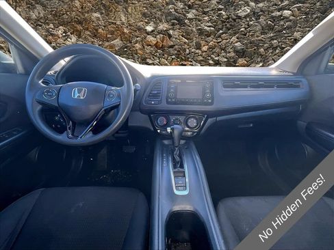 Used 2020 Honda HR-V LX image 7