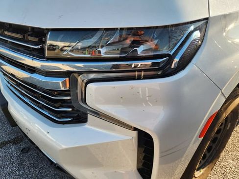 Used 2022 Chevrolet Tahoe LT w/ Luxury Package RWD image 6