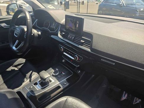 Used 2018 Audi Q5 2.0T Premium Plus w/ Premium Plus Package AWD/4WD image 11