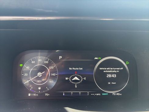 Used 2023 Kia Sorento SX Prestige w/ Panoramic Sunroof Package AWD/4WD image 6