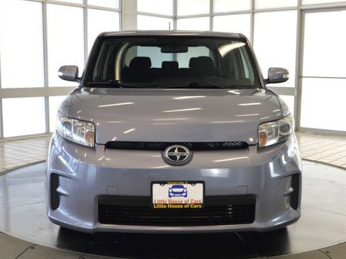 Used 2012 Scion xB image 2
