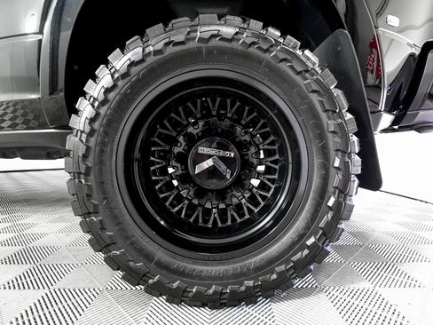 Used 2025 RAM 3500 Limited image 35